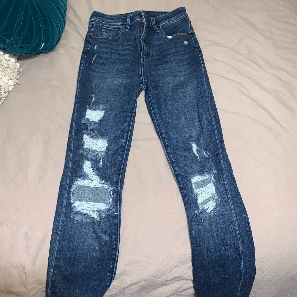 Abercrombie ripped skinny jeans